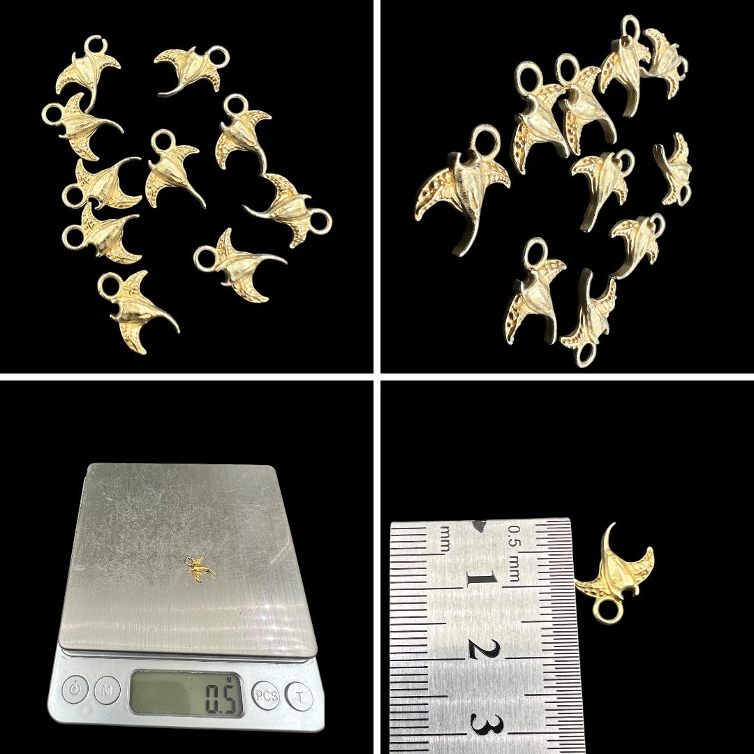 10 pcs brass charm stingray