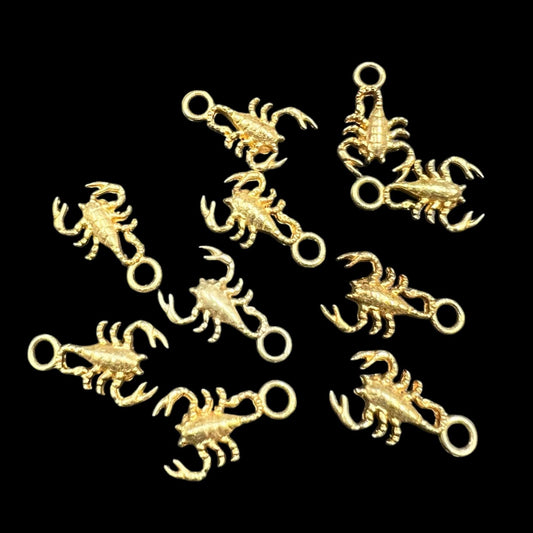 10 pcs brass charm scorpion
