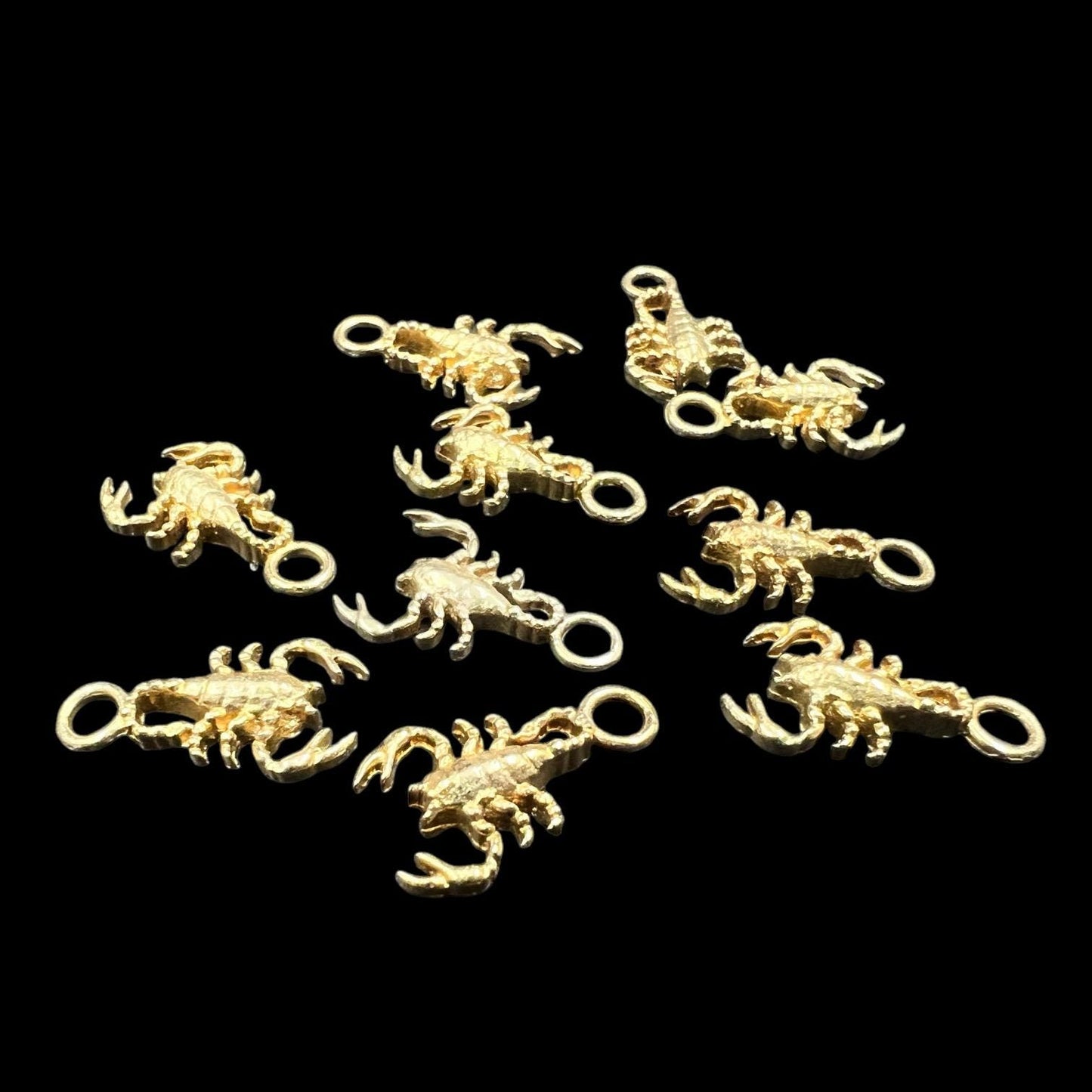10 pcs brass charm scorpion