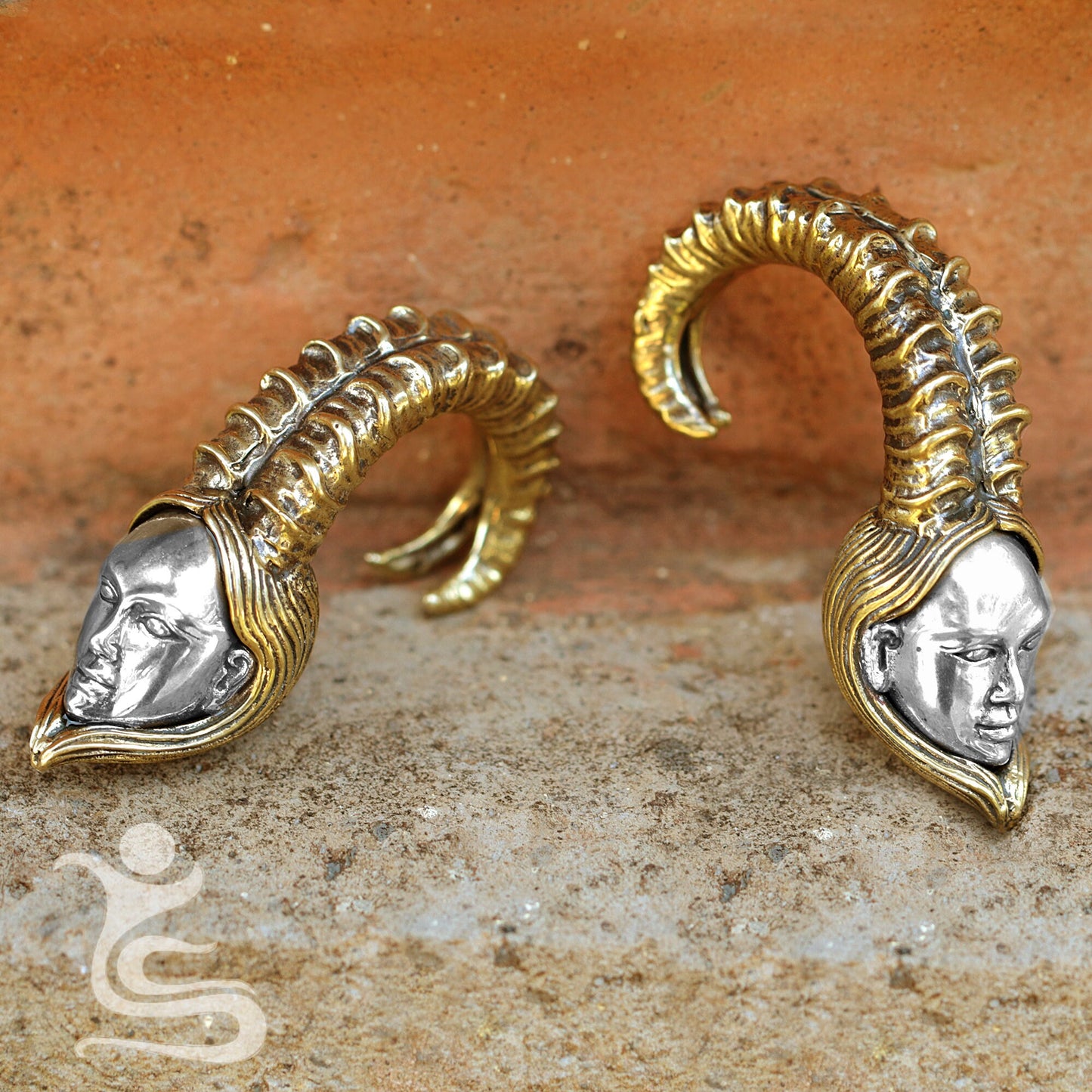 Earweights code IW 056