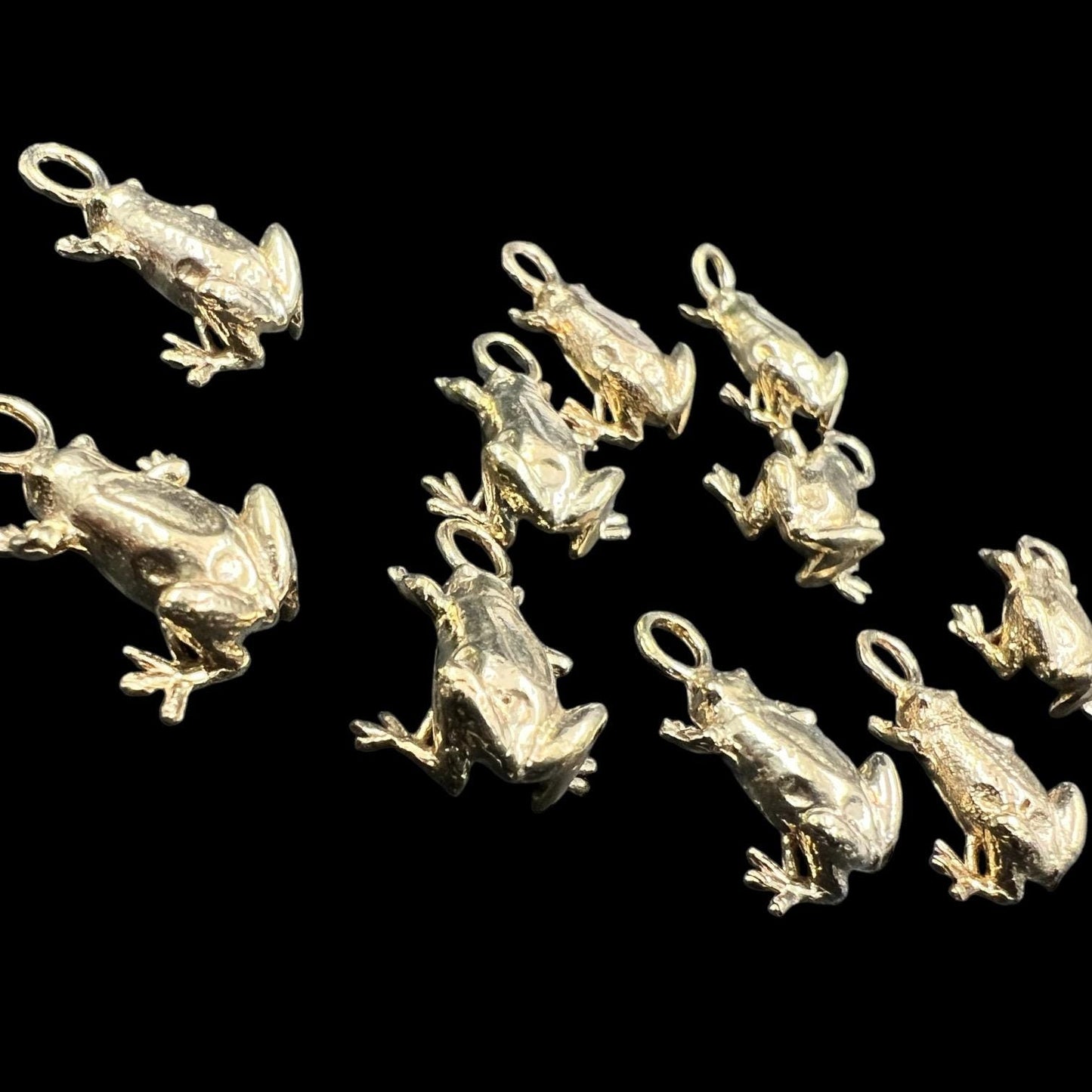 10 pcs brass charm stingray
